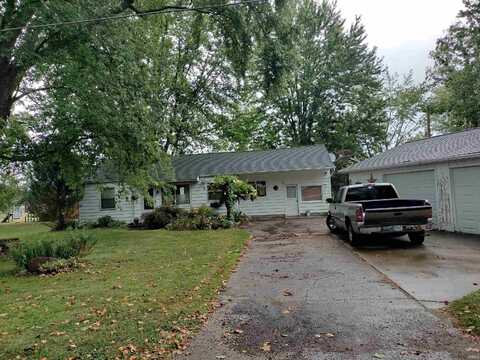 5785 S 550, Wolcottville, IN 46795