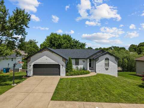 743 E Gallup Hill Road, Nixa, MO 65714