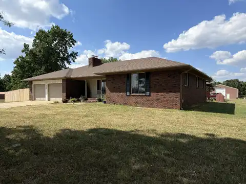 8954 Lawrence 2226, Monett, MO 65708