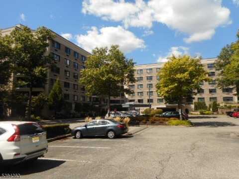 609 SO Orange Ave West5Q, South Orange, NJ 07079