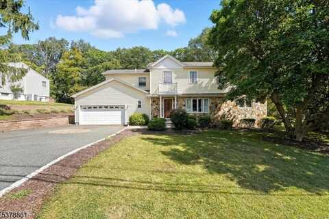 6 Cherry Ln, Randolph, NJ 07869