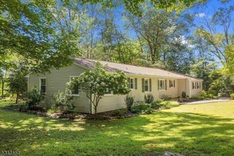 241 Mission Rd, Washington, NJ 07853
