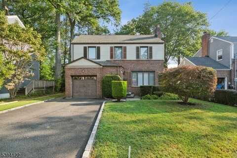 20 Kew Dr, Springfield, NJ 07081