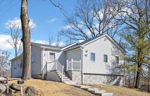 761 Brooklyn Mountain Rd, Hopatcong, NJ 07843