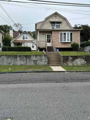 88 Avenue B, Haledon, NJ 07508