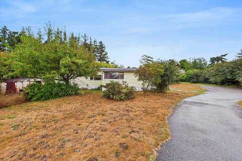 1893 B Avenue, McKinleyville, CA 95519