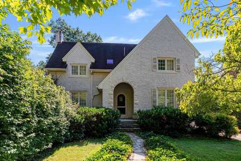 3911 Virginia Avenue SE, Charleston, WV 25304