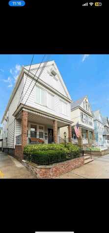 166 WEST 32ND ST, Bayonne, NJ 07002