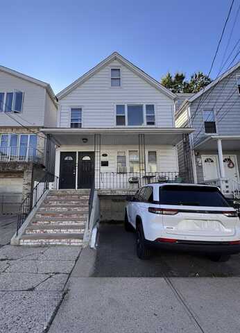 161 NEWMAN AVE, Bayonne, NJ 07002