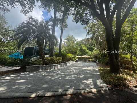 133 Arrow Road, Hilton Head Island, SC 29928