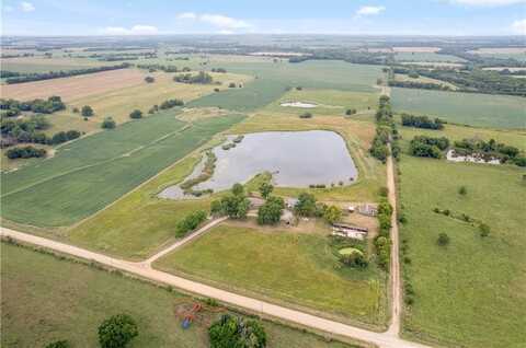 1698 9000 Road, Oswego, KS 67356