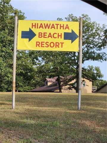 Hiawatha Drive, Stover, MO 65078
