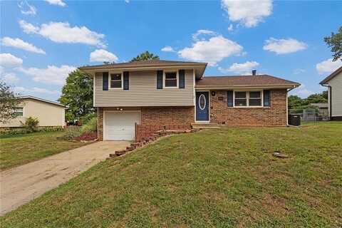 902 S 10th Street, Louisburg, KS 66053
