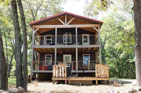 33 E Sugar Lake Cove, Mound City, KS 66056