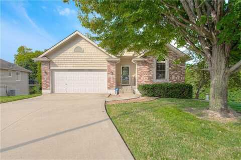 4500 Harvard Lane, Kansas City, MO 64133