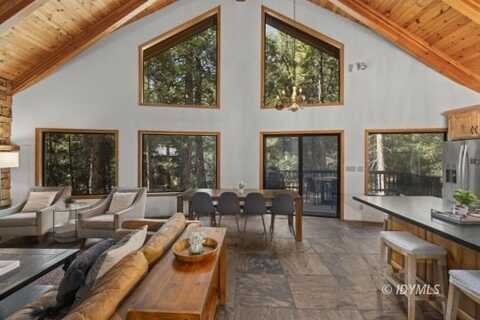 24747 Fern Valley RD, Idyllwild, CA 92549