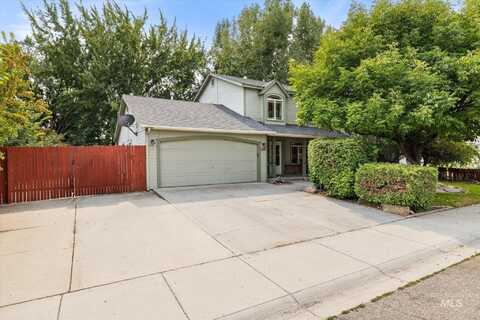 2741 W Santa Clara Dr, Meridian, ID 83642