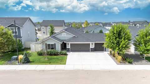 5385 N Maplestone, Meridian, ID 83646