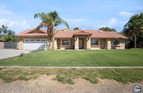 638 Hamblet Rd, Imperial, CA 92251