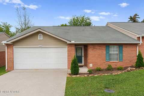 8025 Fenton Way, Powell, TN 37849