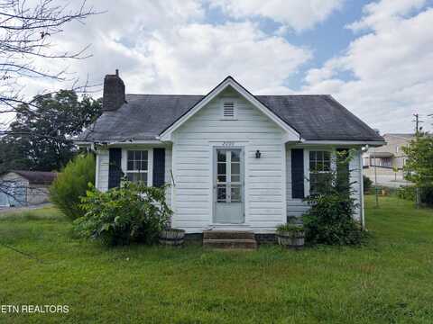 2098 Sweetwater Vonore Road, Sweetwater, TN 37874