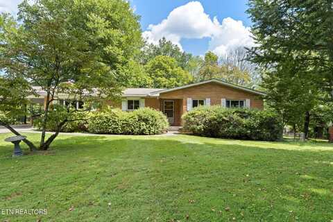961 W West Outer Drive, Oak Ridge, TN 37830