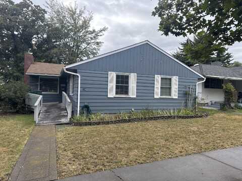 720 N Eldorado Avenue, Klamath Falls, OR 97601