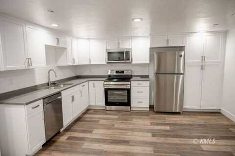 495 E Jessop Ave, Hilldale, UT 84737
