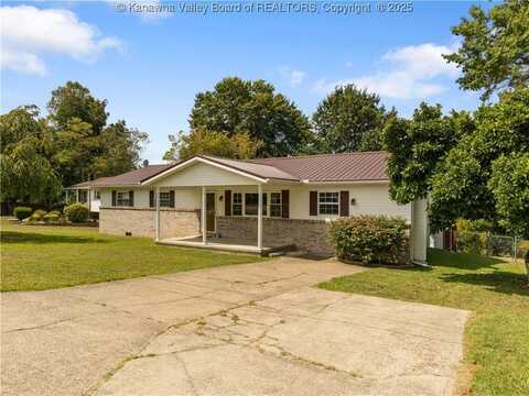 10 Hillview Circle, Milton, WV 25541