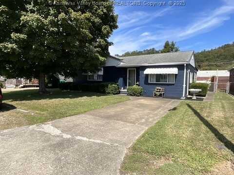 1450 Sattes Circle, Nitro, WV 25143