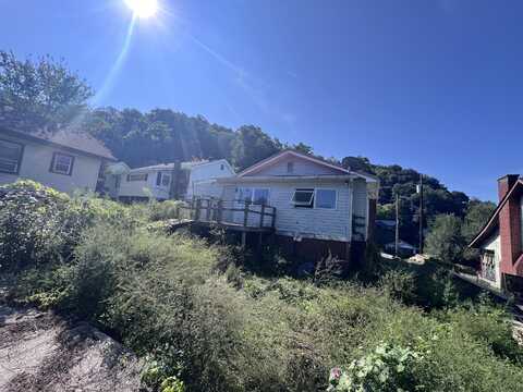 211 Oak Street, Harlan, KY 40831