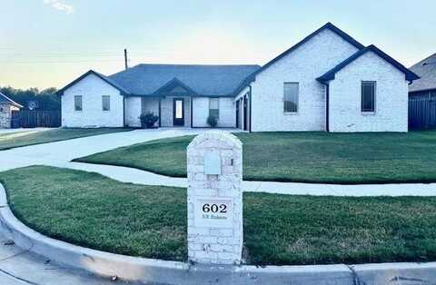 602 NW Blackstone Trail, Lawton, OK 73505
