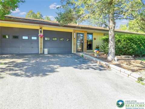 5132 Liberty Lane, White Hall, PA 18078