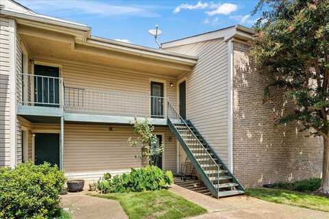 6784 QUAIL HOLLOW, Memphis, TN 38120