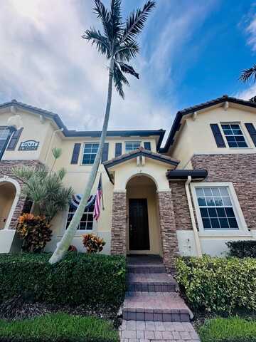 9041 SW 227th St, Cutler Bay, FL 33190