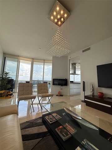 18201 Collins Ave, Sunny Isles Beach, FL 33160