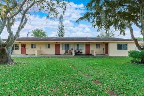 7381 NW 37th St, Davie, FL 33024