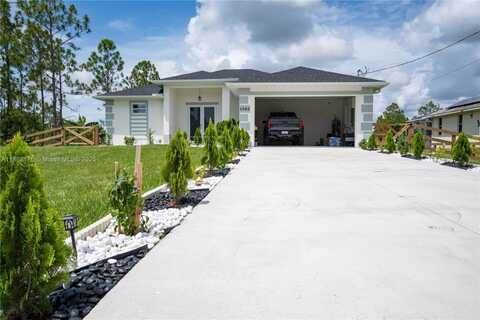 1040 Bell Blvd S, Lehigh Acres, FL 33974