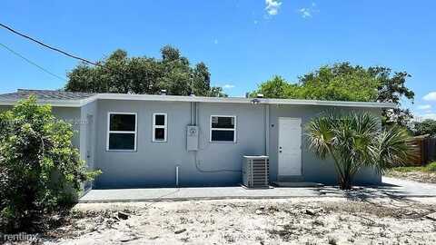 1701 NW 13th Ct, Fort Lauderdale, FL 33311