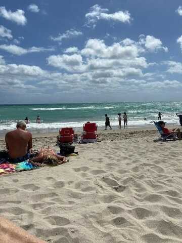 16919 N Bay Rd, Sunny Isles Beach, FL 33160
