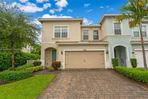 4754 Eucalyptus Dr, Hollywood, FL 33021