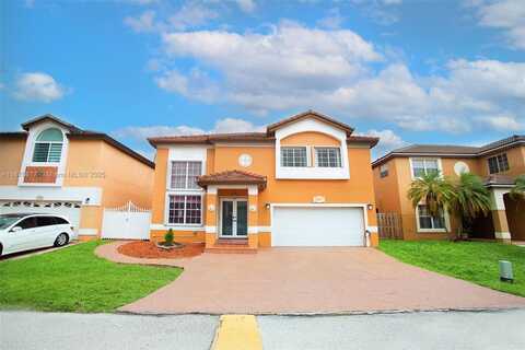 19921 NW 86th Ave, Hialeah, FL 33015