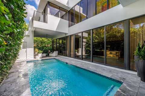 2321 Trapp Ave, Coconut Grove, FL 33133