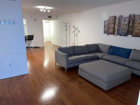 20840 San Simeon Way, Miami, FL 33179