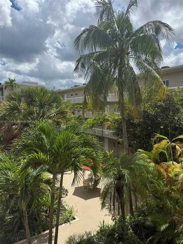 8101 Camino Real, Miami, FL 33143