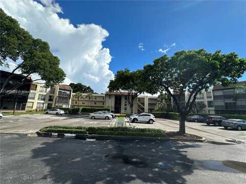 8050 W Mcnab Rd, Tamarac, FL 33321