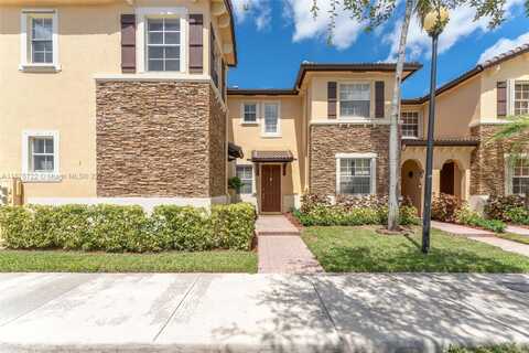 9227 SW 227th St, Cutler Bay, FL 33190