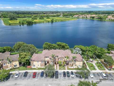 9227 SW 227th St, Cutler Bay, FL 33190