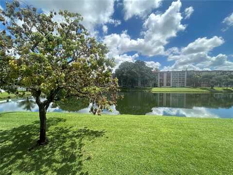 1080 Del Lago Cir, Sunrise, FL 33313