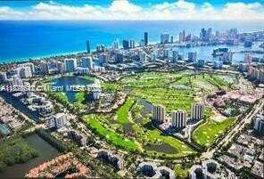 20335 W Country Club Dr, Aventura, FL 33180